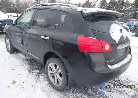 2013 Nissan Rogue Sv z USA, uszkodzony, nr VIN JN8AS5MV3DW624061